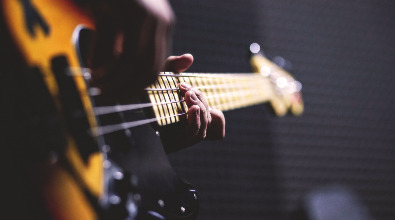 Igor Django Molnar bas gitara