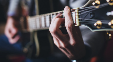 Igor Django Molnar bas gitara